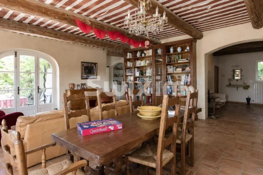 Maison à vendre à Grignan — Vue dégagée — photo 7