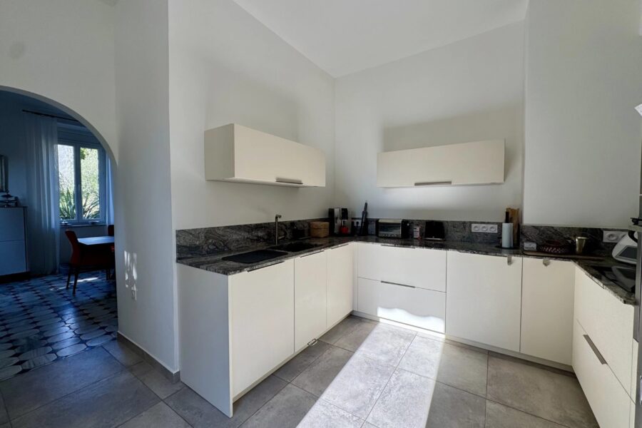 Maison à vendre à Marseille 9ème — Vue montagne — photo 12