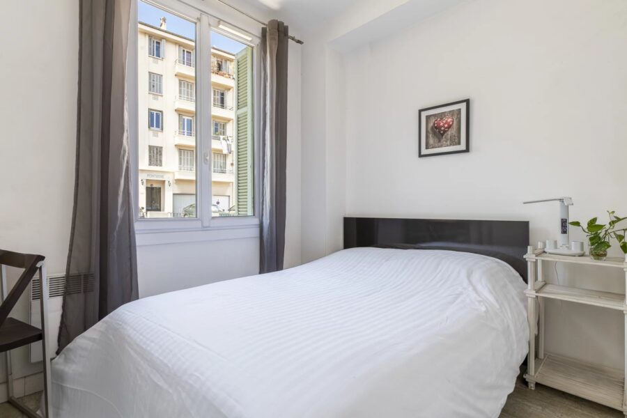 Appartement à louer à Nice — Vue sur la ville — photo 8