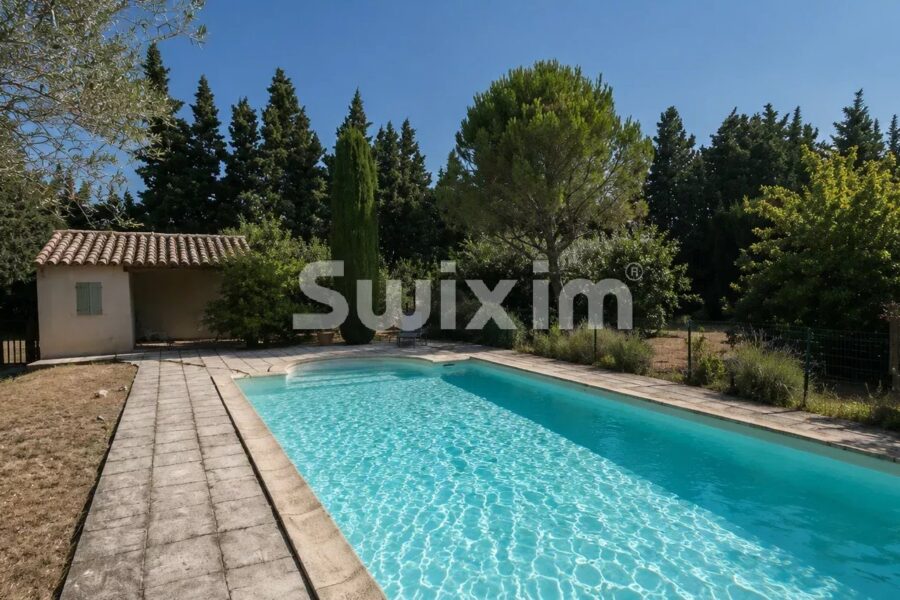 Maison à vendre à Grignan — Vue dégagée — photo 1
