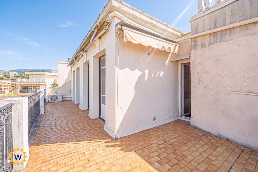 Appartement à vendre à Nice — Vue sur la ville — photo 4