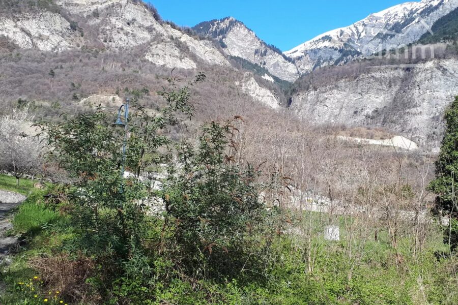 Terrain à vendre à La tour-en-maurienne — Vue montagne — photo 1