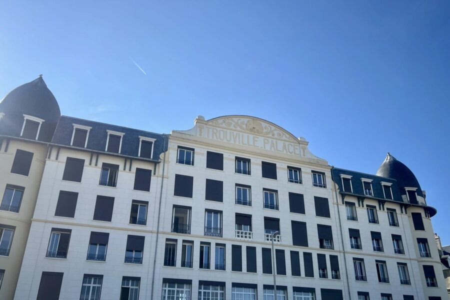 Appartement à vendre à Trouville-sur-mer — Vue mer — photo 3