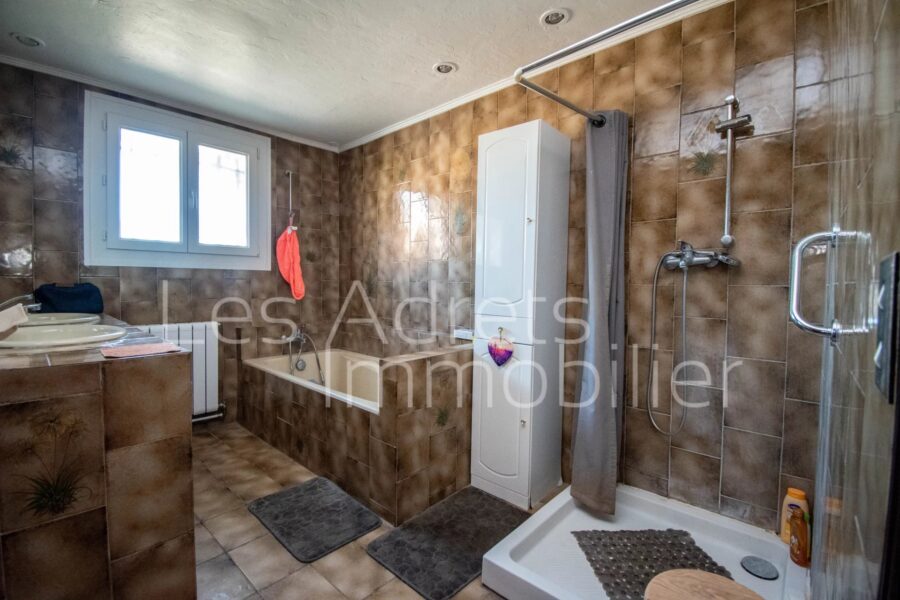 Maison à vendre à Les adrets-de-l&rsquo;estérel — Vue montagne — photo 10