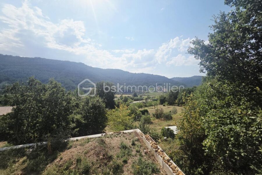 Maison à vendre à Vesseaux — Vue montagne — photo 1