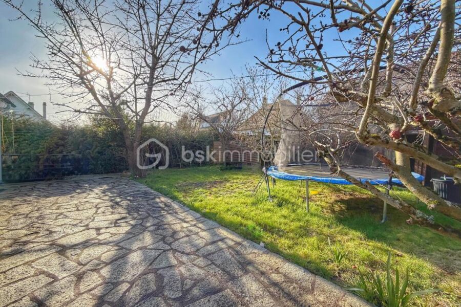 Maison à vendre à Ecquevilly — Vue dégagée — photo 1