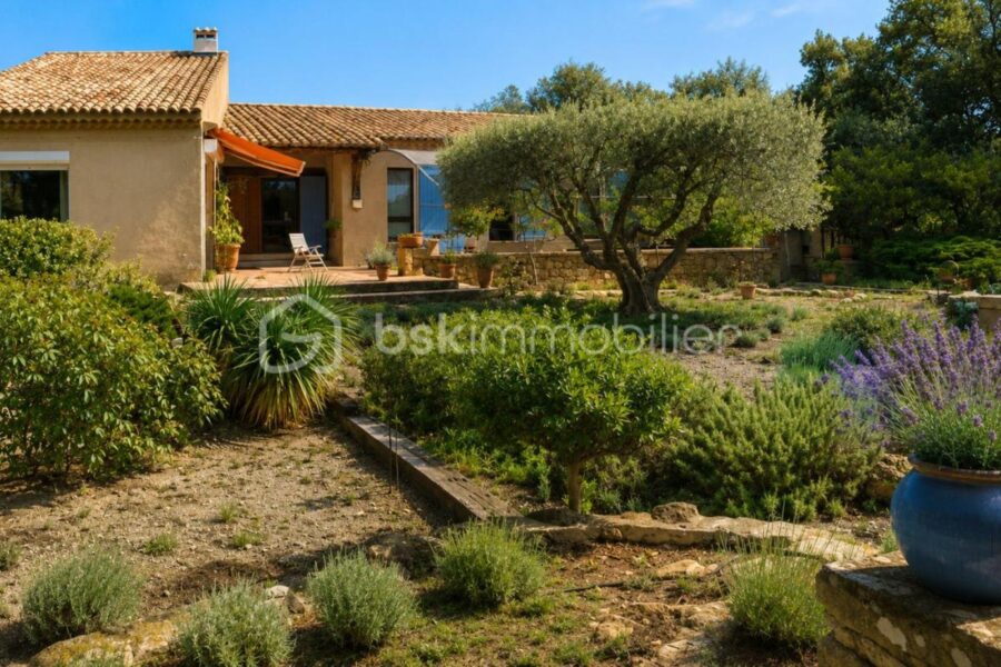 Maison à vendre à Aureille — Vue nature — photo 5