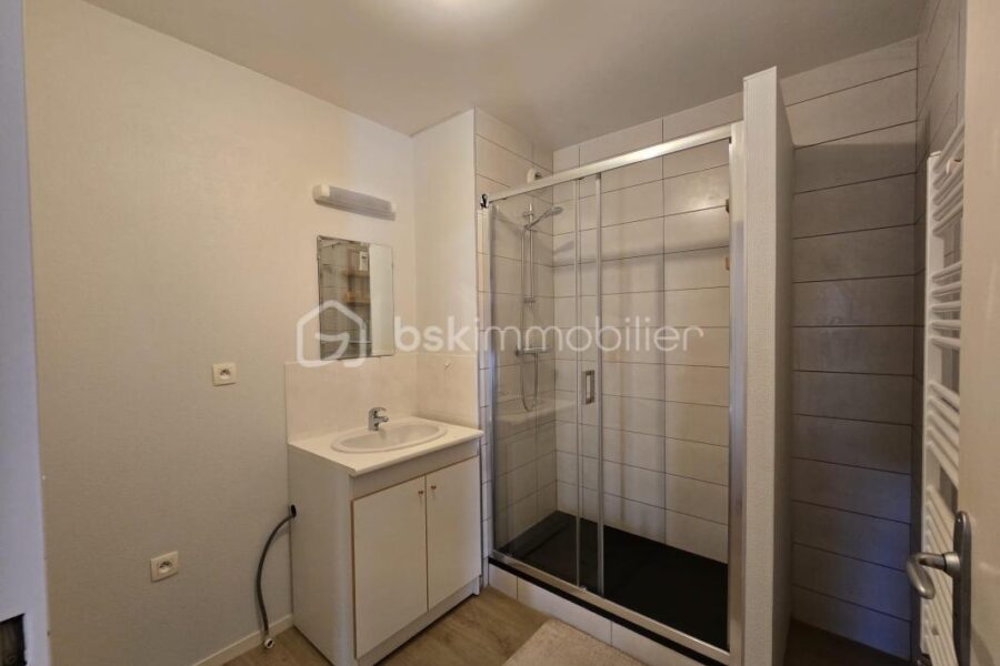 Appartement à vendre à Crevin — Vue parc & jardin — photo 6