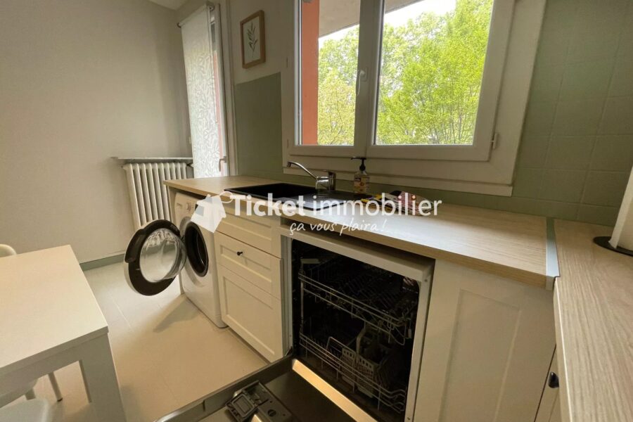Appartement à louer à Toulouse — Vue sur la ville — photo 6