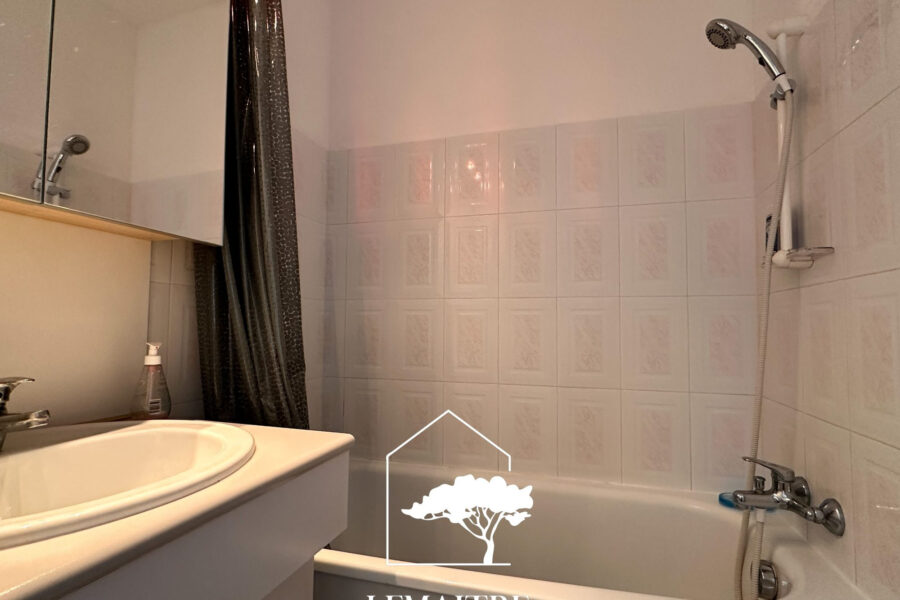 Appartement à vendre à Saint-palais-sur-mer — Vue mer — photo 8