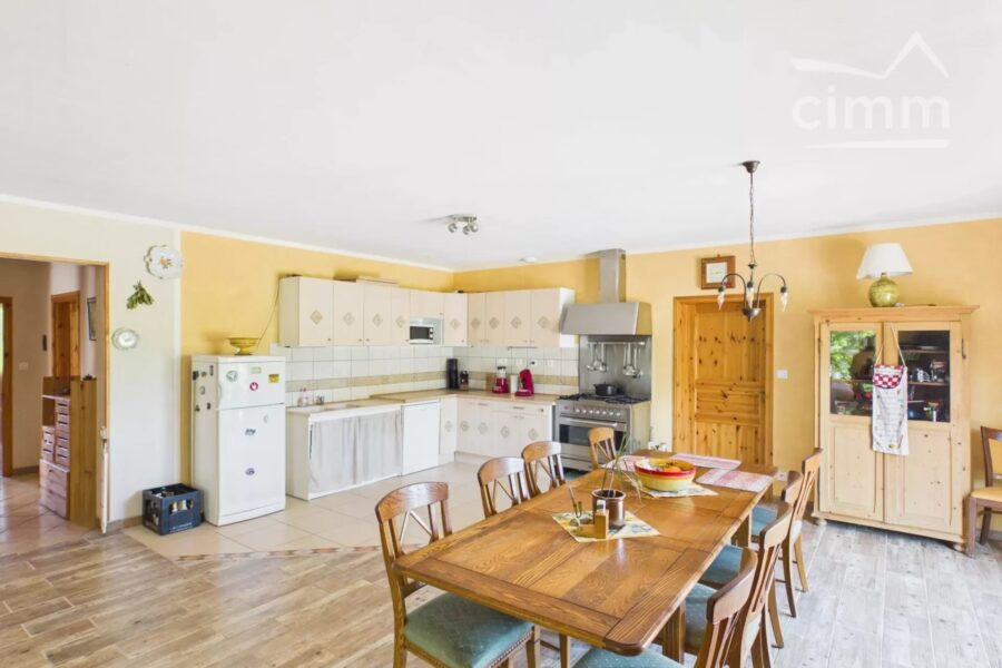Maison à vendre à Lagorce — Vue montagne — photo 6