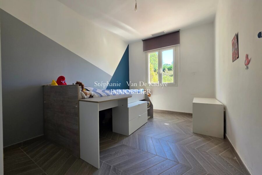 Maison à vendre à Lorgues — Vue parc & jardin — photo 9