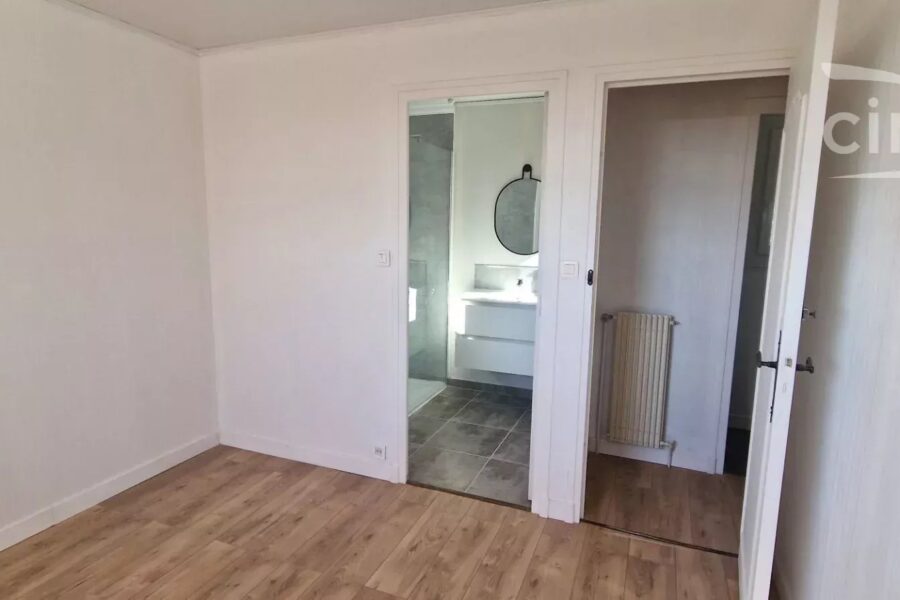 Maison à vendre à Grignan — Vue parc — photo 16