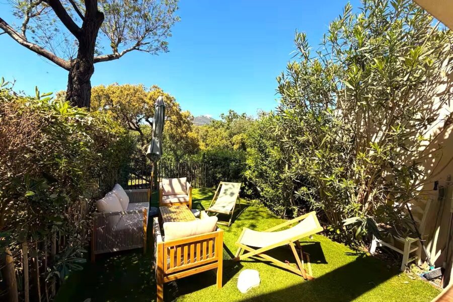 Maison à vendre à Grimaud — Vue nature — photo 9