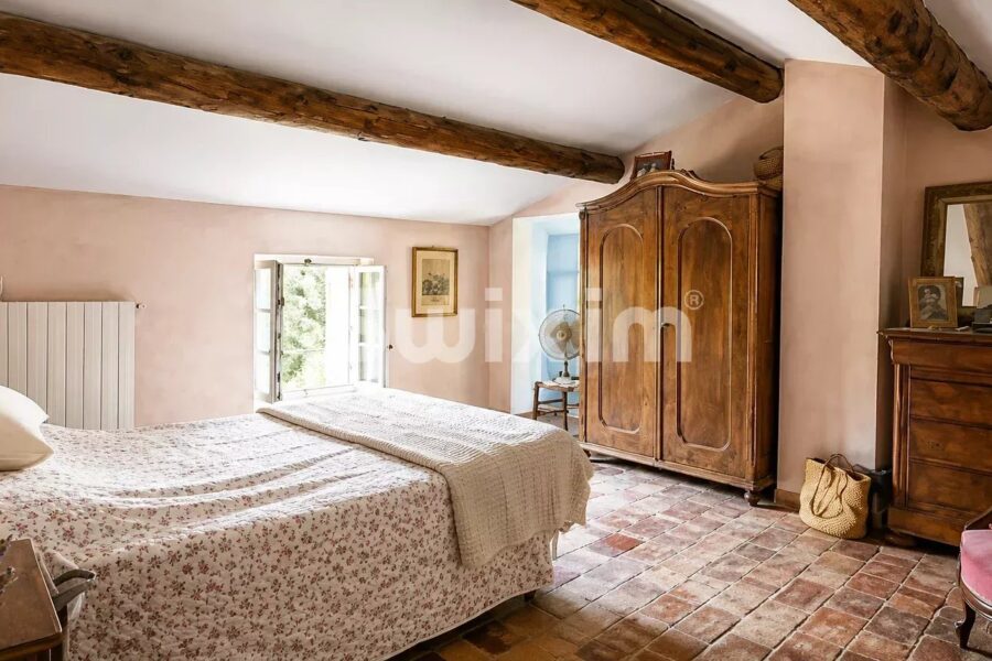 Maison à vendre à Grignan — Vue dégagée — photo 14