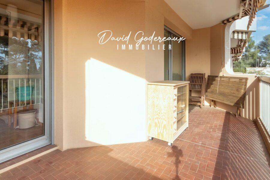 Appartement à vendre à Saint-raphaël — Vue parc & jardin — photo 7