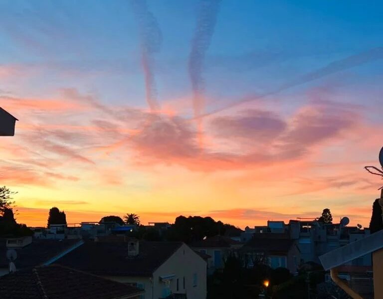 Appartement à vendre à Saint-jean-cap-ferrat — Vue sur la ville — photo 1