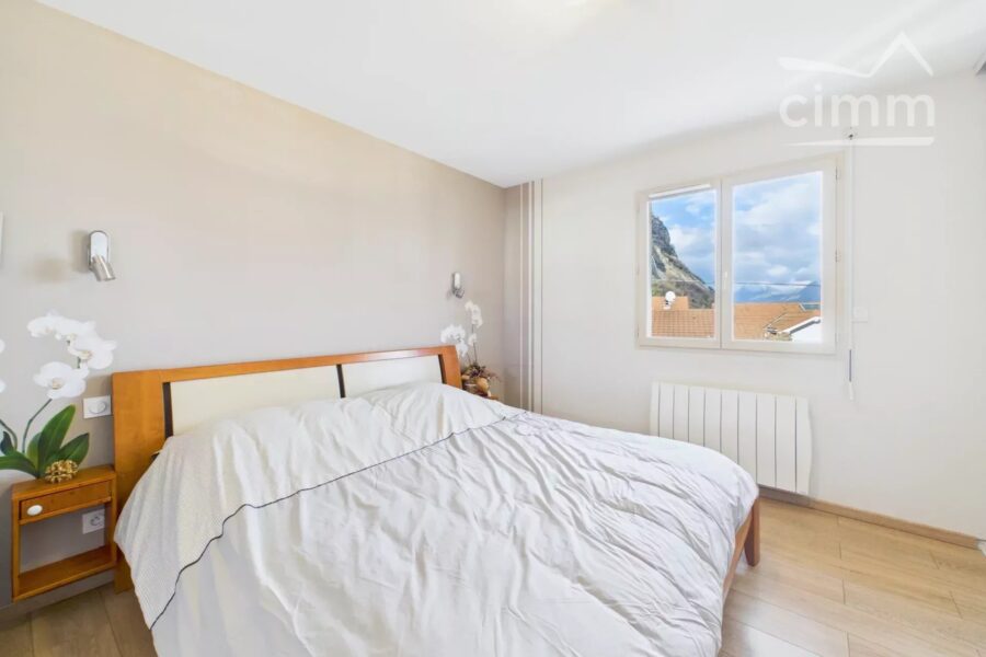 Maison à vendre à Claix — Vue montagne — photo 12