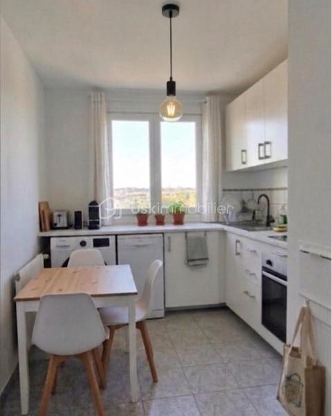 Appartement à vendre à Neuilly sur marne — Vue sur la ville — photo 7