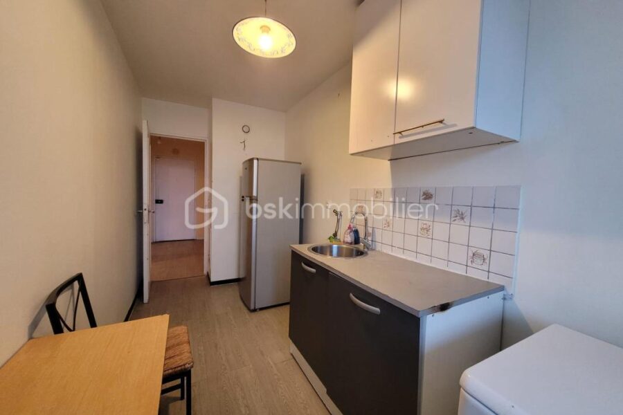 Appartement à vendre à Aubervilliers — Vue sur la ville — photo 6