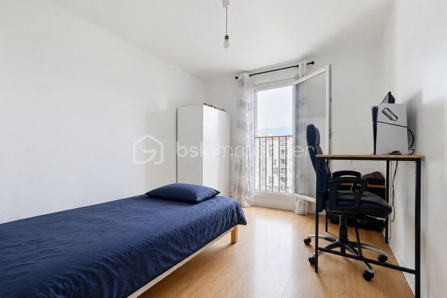 Appartement à vendre à Echirolles — Vue sur la ville — photo 7