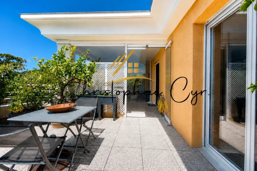 Appartement à vendre à Fréjus — Vue parc & jardin — photo 2