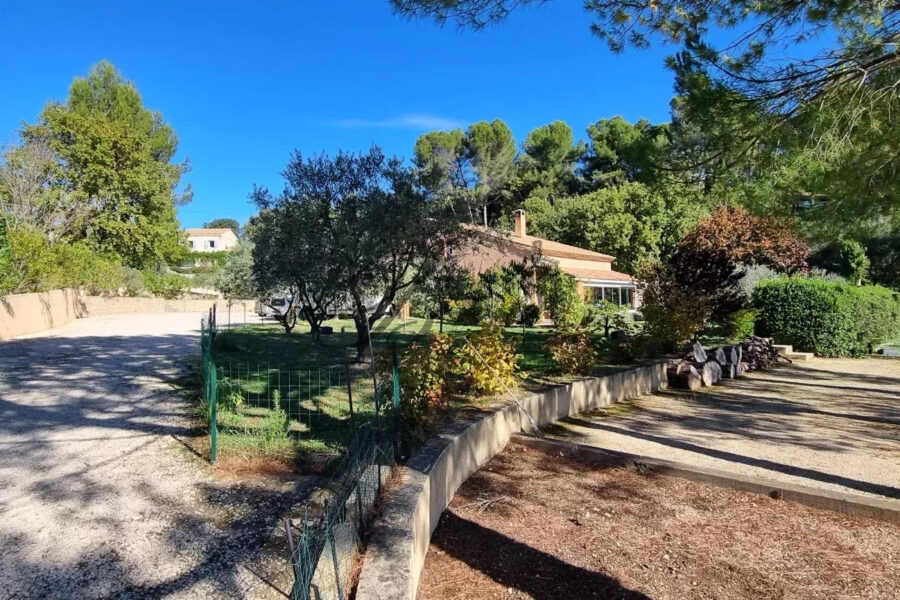 Maison à vendre à La bastidonne — Vue nature — photo 10