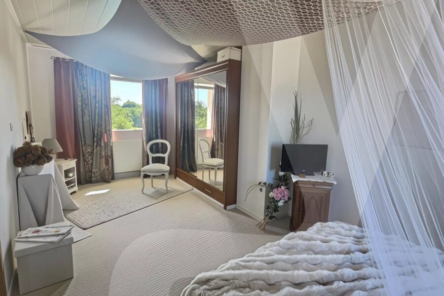 Maison à vendre à Monthureux-sur-saône — Vue montagne — photo 12