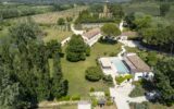 Maison à vendre à Raphèle-lès-arles — Vue montagne — photo 1