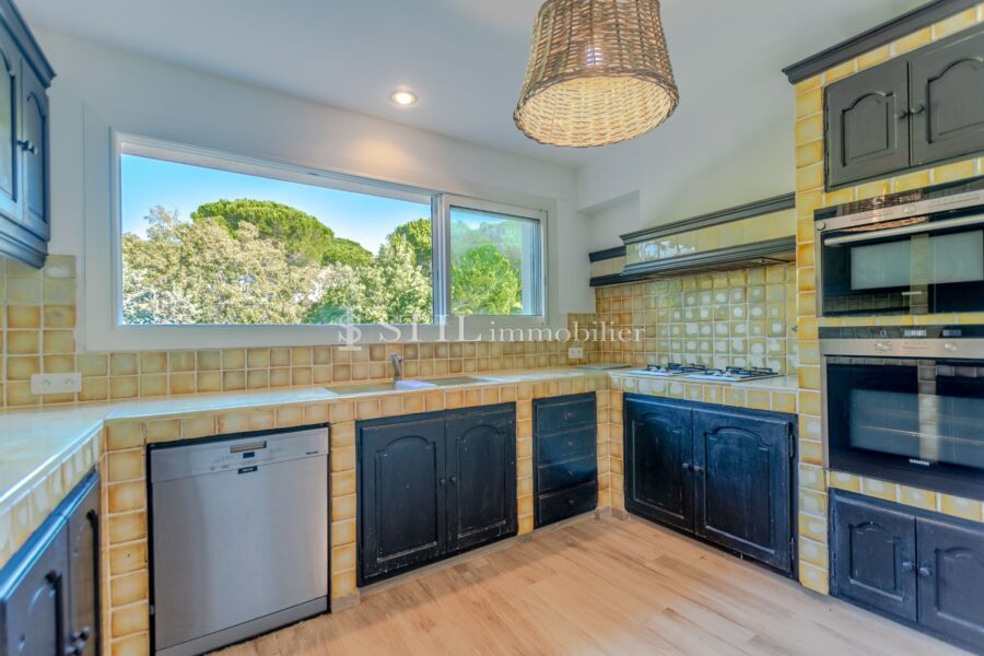 Maison à vendre à Sainte-Maxime — Vue nature — photo 5