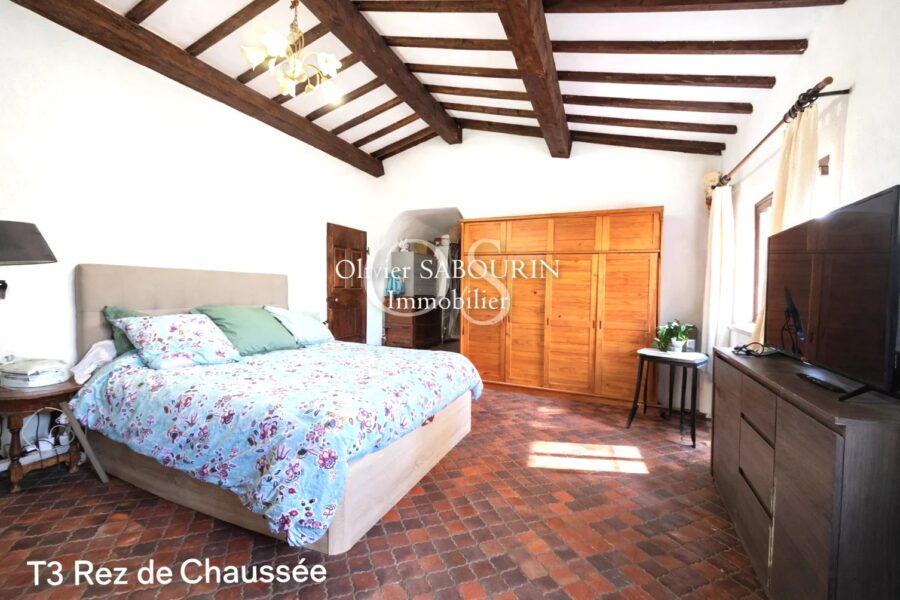 Maison à vendre à Roquebrune-sur-argens — Vue montagne — photo 17