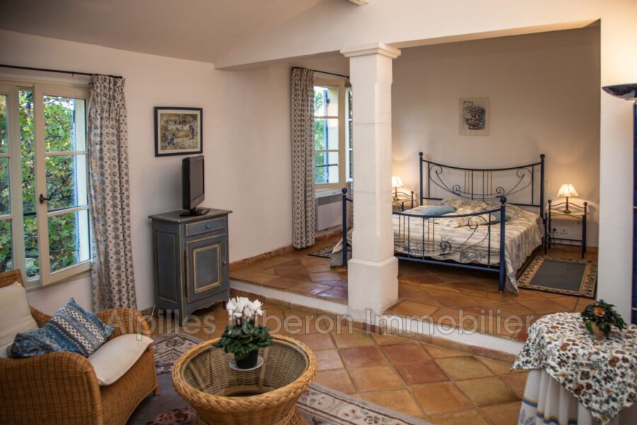 Maison à louer à Saint-Rémy-de-Provence — Vue nature — photo 19