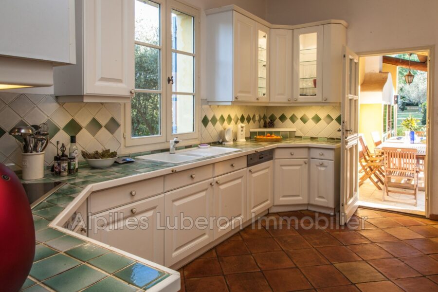 Maison à louer à Saint-Rémy-de-Provence — Vue nature — photo 13