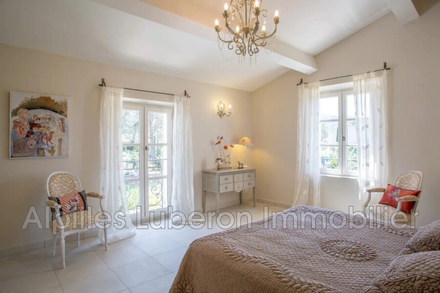 Maison à louer à Eygalières — Vue montagne — photo 20