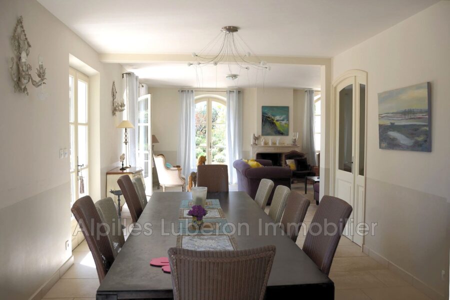 Maison à louer à Eygalières — Vue montagne — photo 11