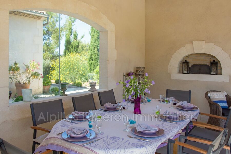 Maison à louer à Eygalières — Vue montagne — photo 7