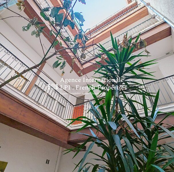 Appartement à vendre à Perpignan — Vue sur la ville — photo 7