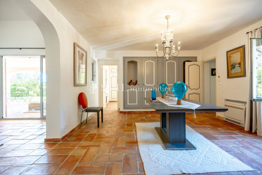 Maison à vendre à Grimaud — Vue nature — photo 7
