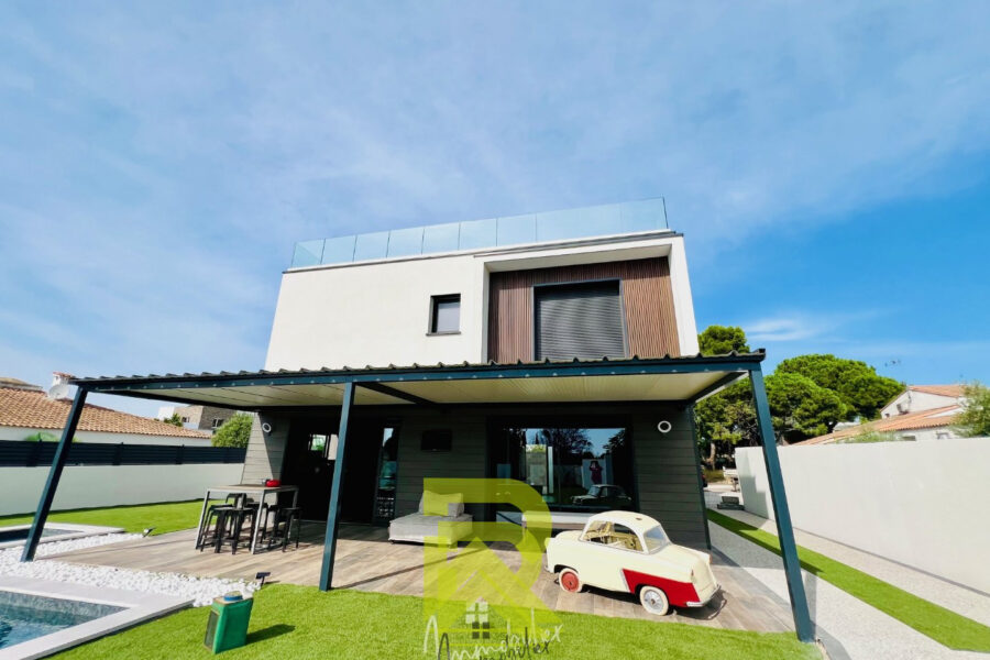 Maison à vendre à Agde — Vue sur la ville — photo 8