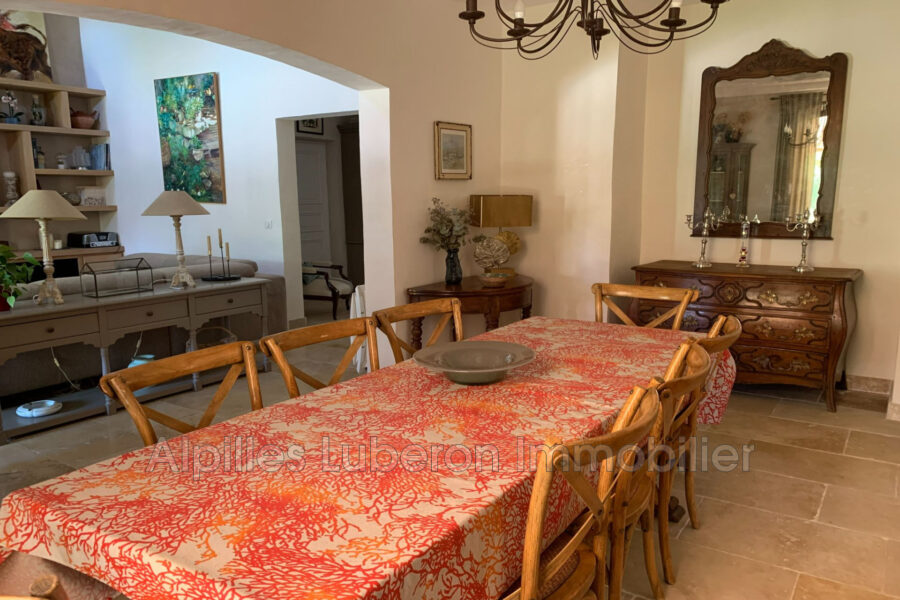 Maison à louer à Eygalières — Vue montagne — photo 9