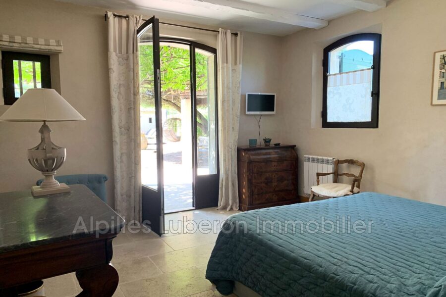 Maison à louer à Eygalières — Vue montagne — photo 13