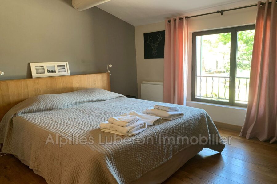 Maison à louer à Eygalières — Vue montagne — photo 15