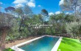 Maison à vendre à Saint-raphaël — Vue parc & jardin — photo 8