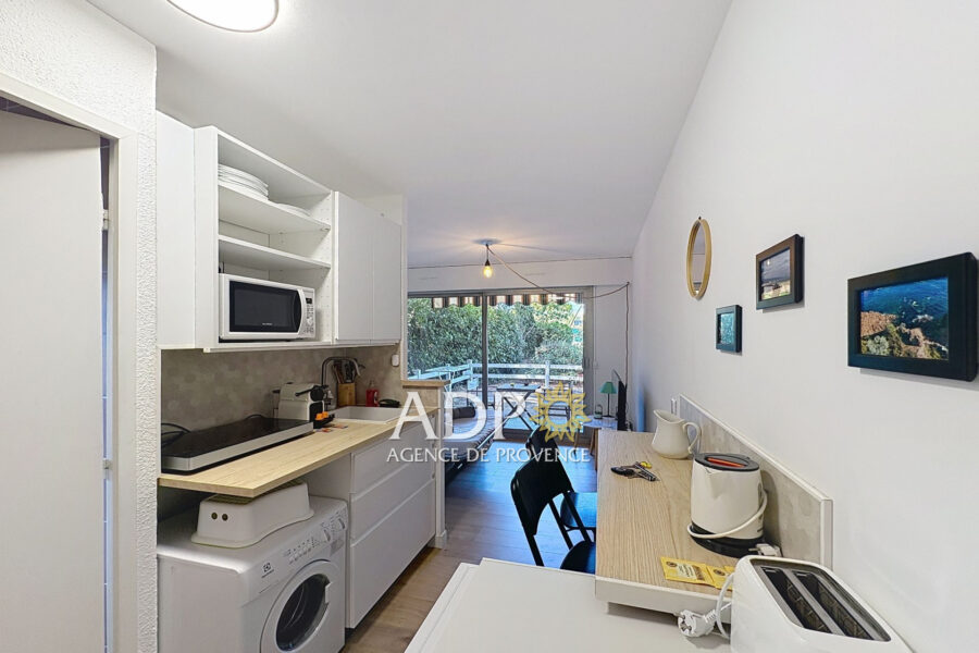 Appartement à louer à Antibes — Vue parc & jardin — photo 5