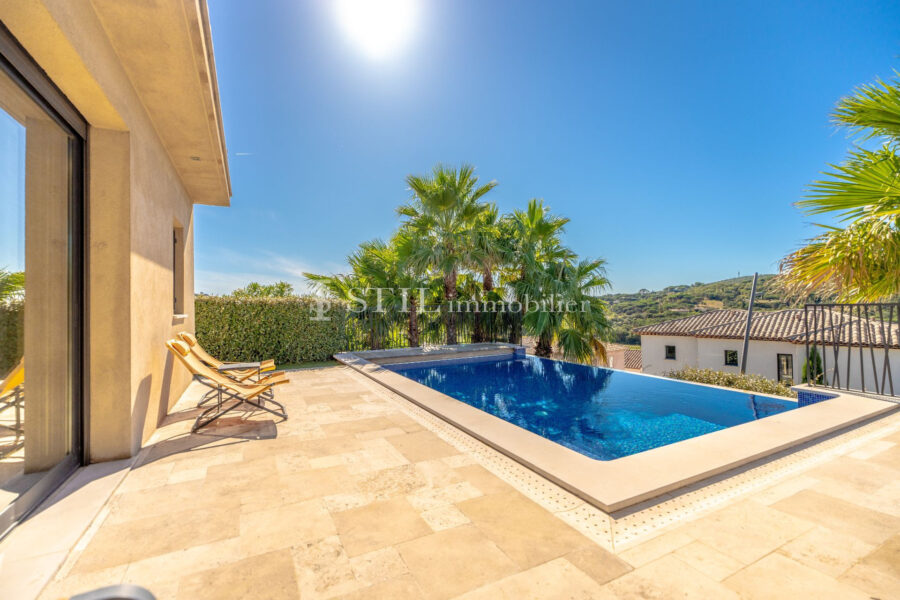 Maison à vendre à Sainte-Maxime — Vue nature — photo 2