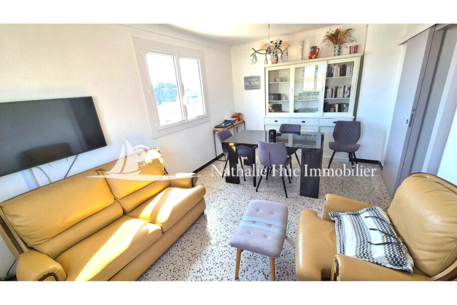Appartement à vendre à Canet-en-Roussillon — Vue sur la ville — photo 3