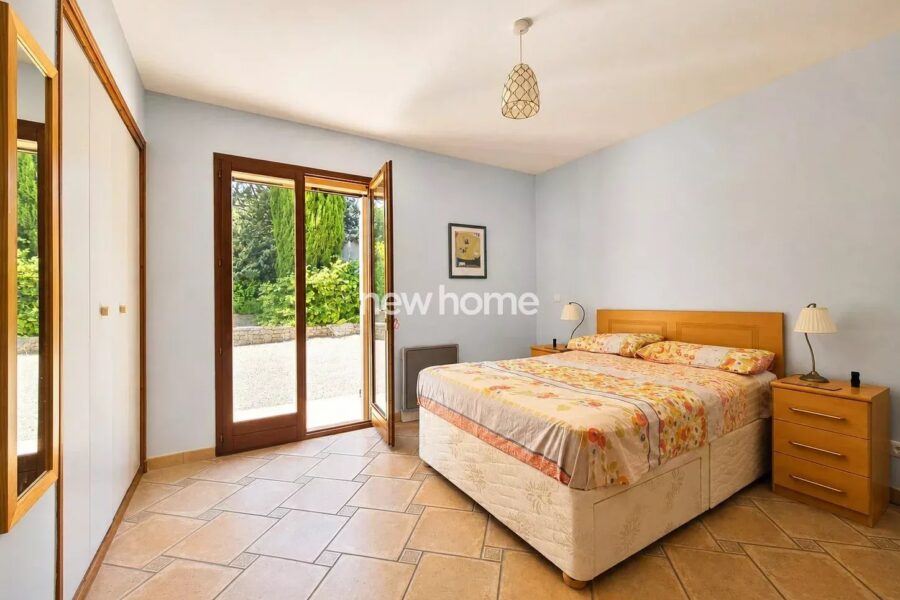 Maison à vendre à Lorgues — Vue parc & jardin — photo 18
