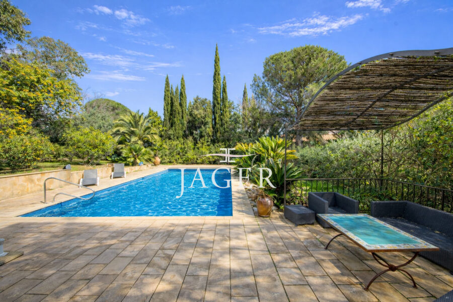 Maison à vendre à Grimaud — Vue mer — photo 2