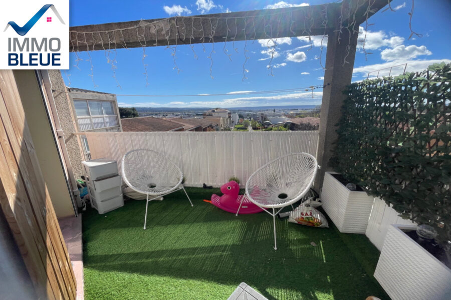 Appartement à vendre à Vitrolles — Vue sur la ville — photo 1