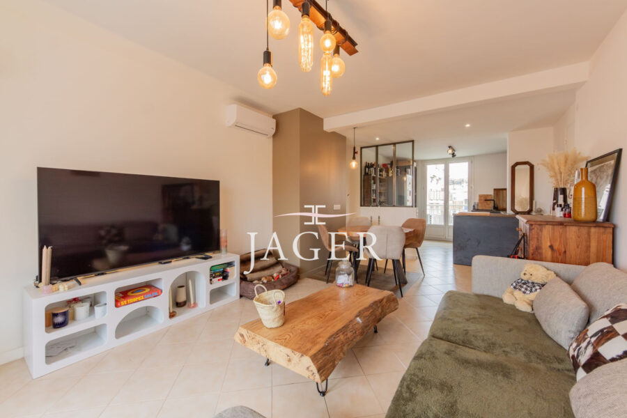Appartement à vendre à Sainte-maxime — Vue sur la ville — photo 4
